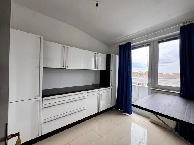 3 Zimmer Wohnung mit 170 m² in Köln – Bild 9