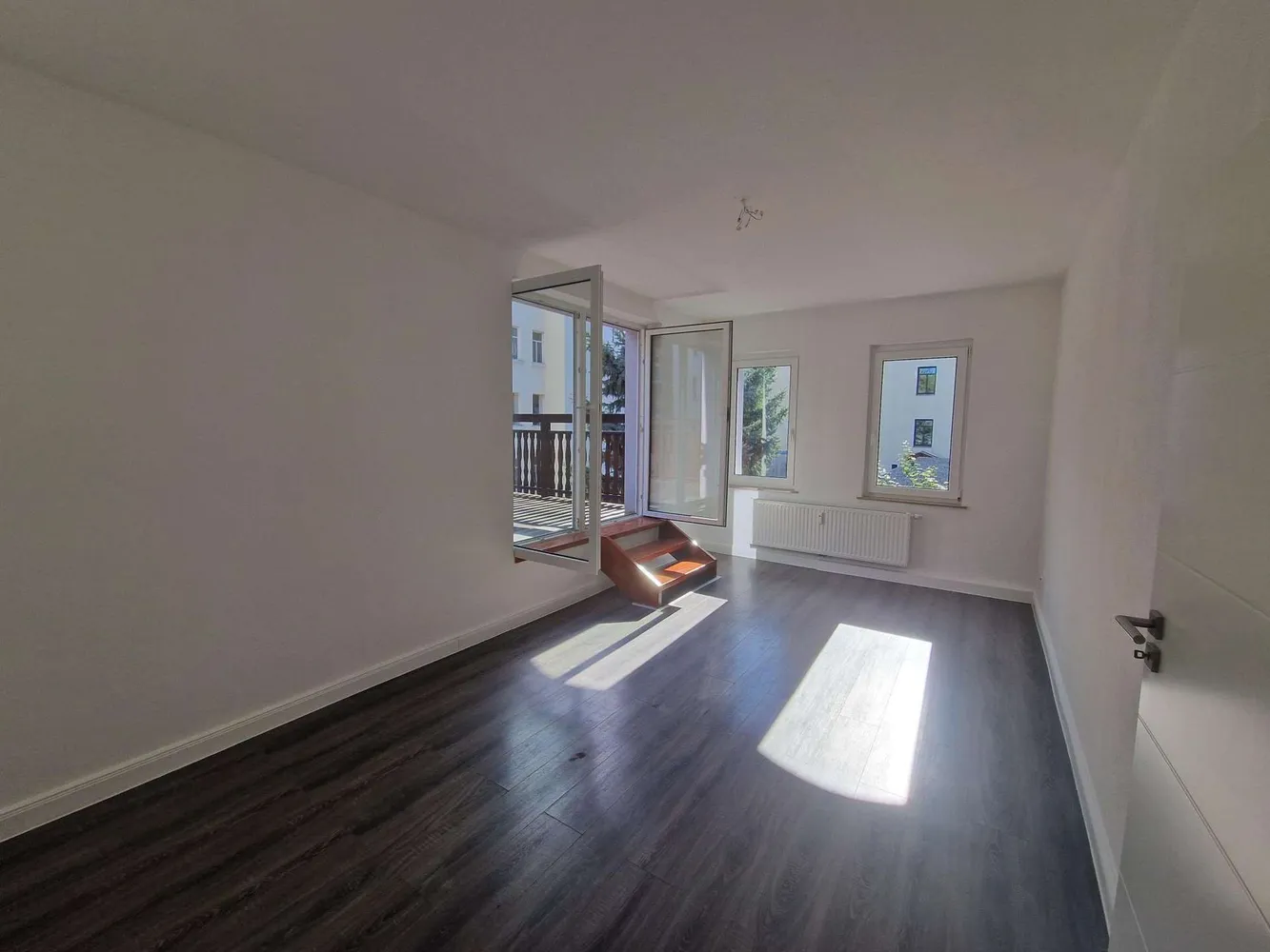 3 Zimmer Wohnung mit 95 m² in Leipzig – Bild 2