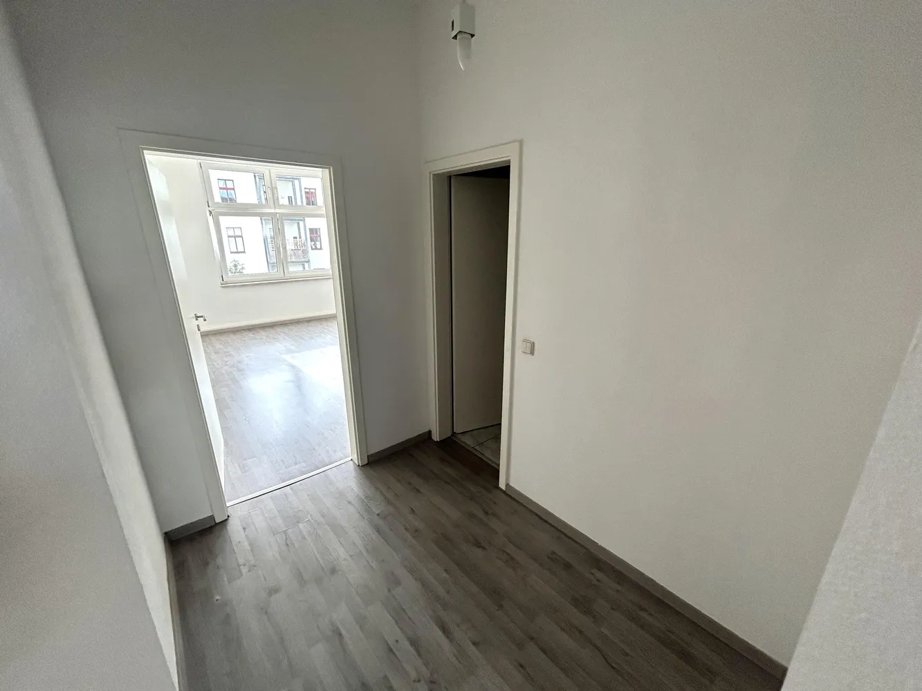 3 room apartment with 100 m² in Magdeburg – Photo 9