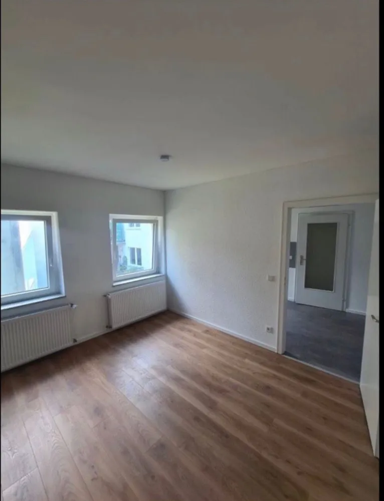 1 room apartment with 35 m² in Krefeld – Photo 1