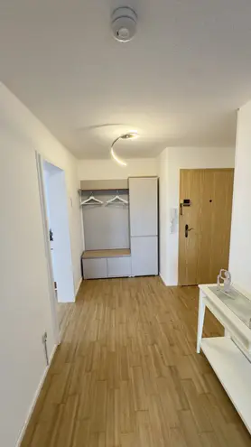 3 Zimmer Wohnung mit 76 m² in München – Bild 2
