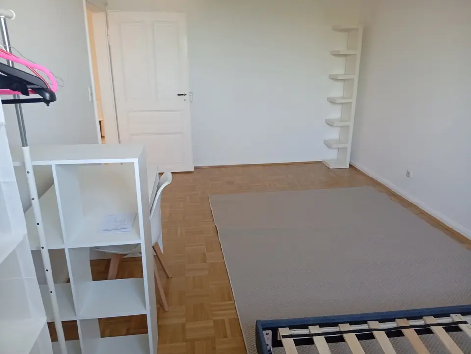 WG-Zimmer mit 30 m² in Frankfurt am Main – Bild 8