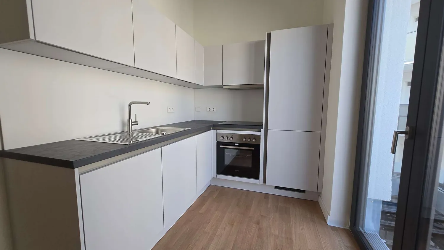 2 room apartment with 62 m² in Berlin – Photo 1