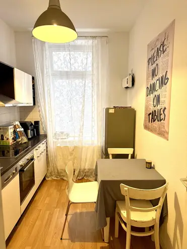 2 Zimmer Wohnung mit 60 m² in Wiesbaden – Bild 2