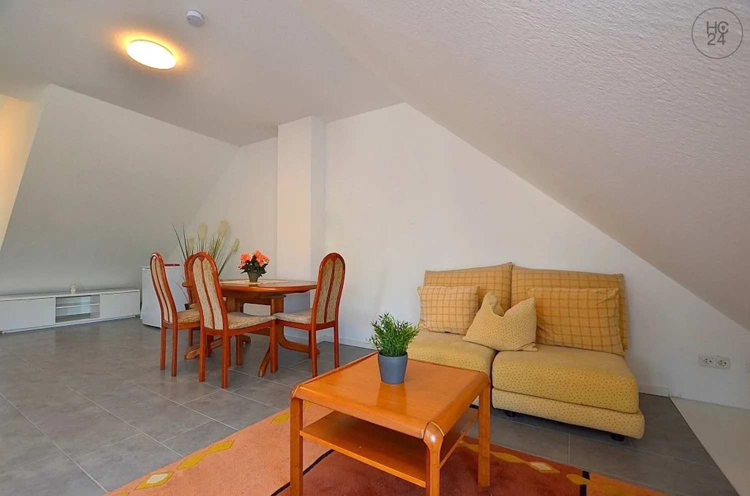 1 Zimmer Wohnung mit 45 m² in Würzburg – Bild 1