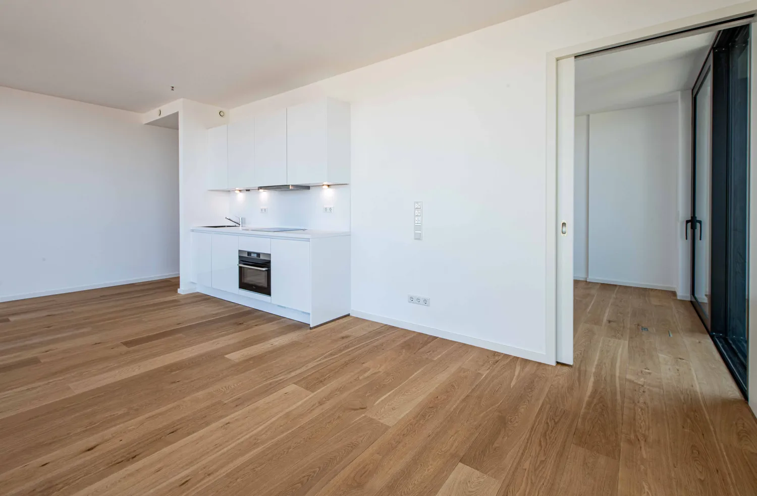 2 room apartment with 63 m² in Frankfurt am Main – Photo 1