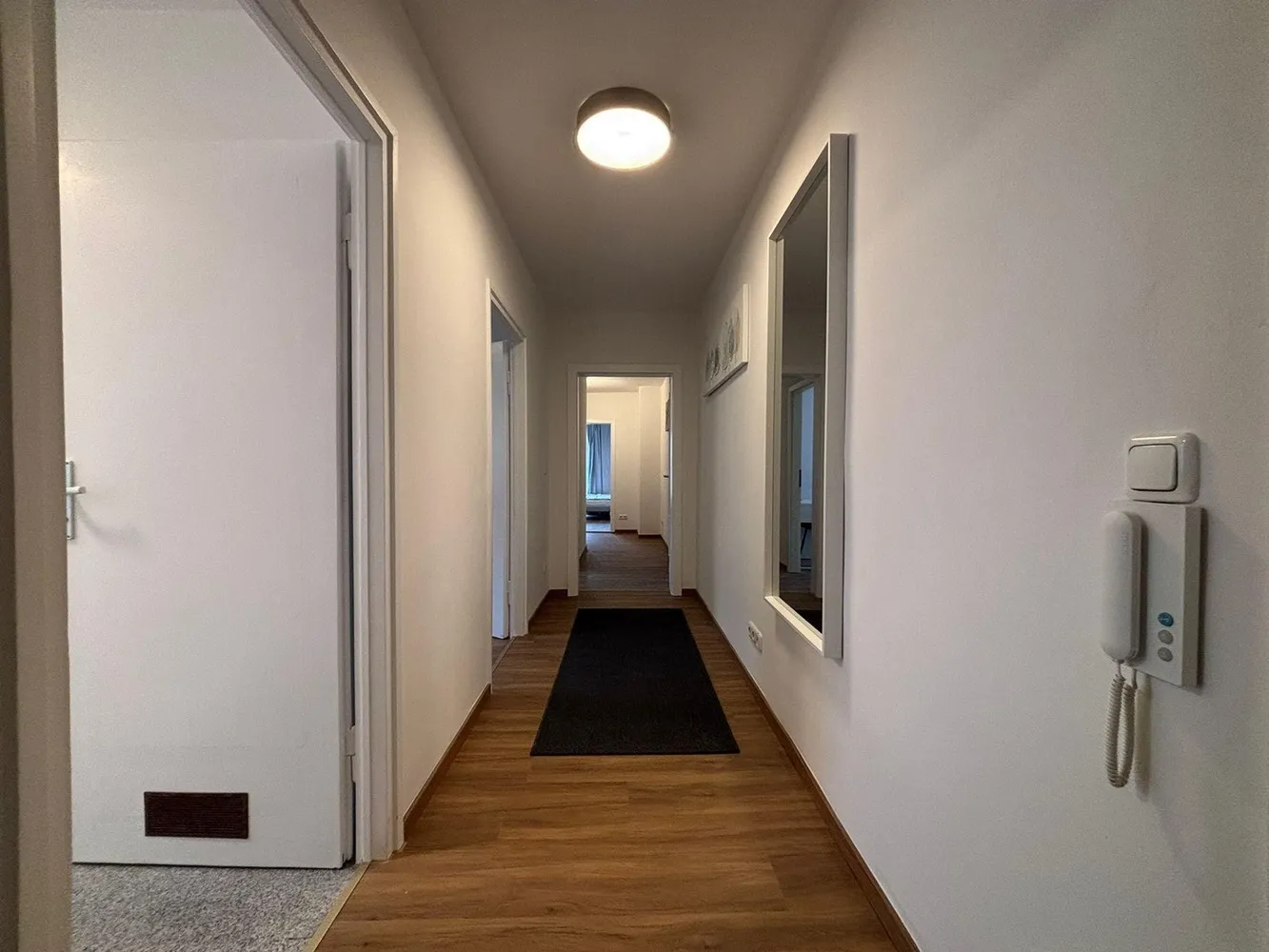 WG-Zimmer mit 13 m² in München – Bild 2