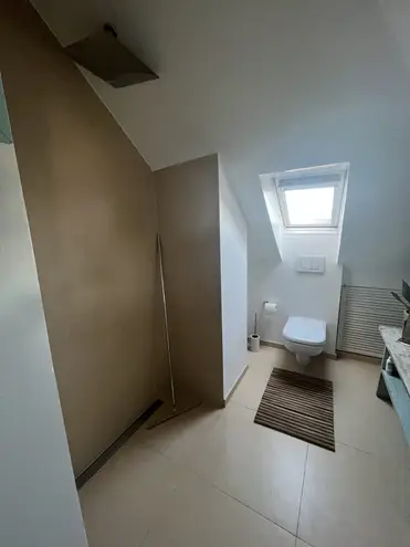 5 Zimmer Wohnung mit 113 m² in Stuttgart – Bild 12