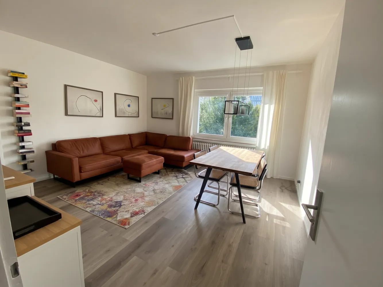 4 Zimmer Wohnung mit 86 m² in Düsseldorf – Bild 2