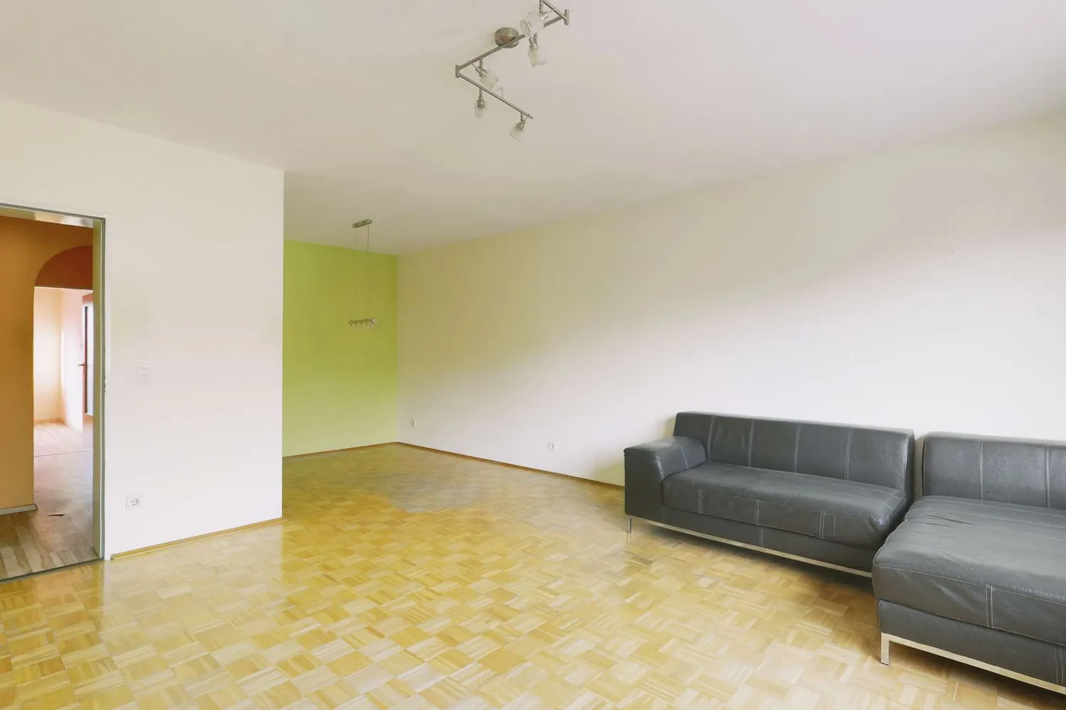 2 Zimmer Wohnung mit 70 m² in Bochum – Bild 2