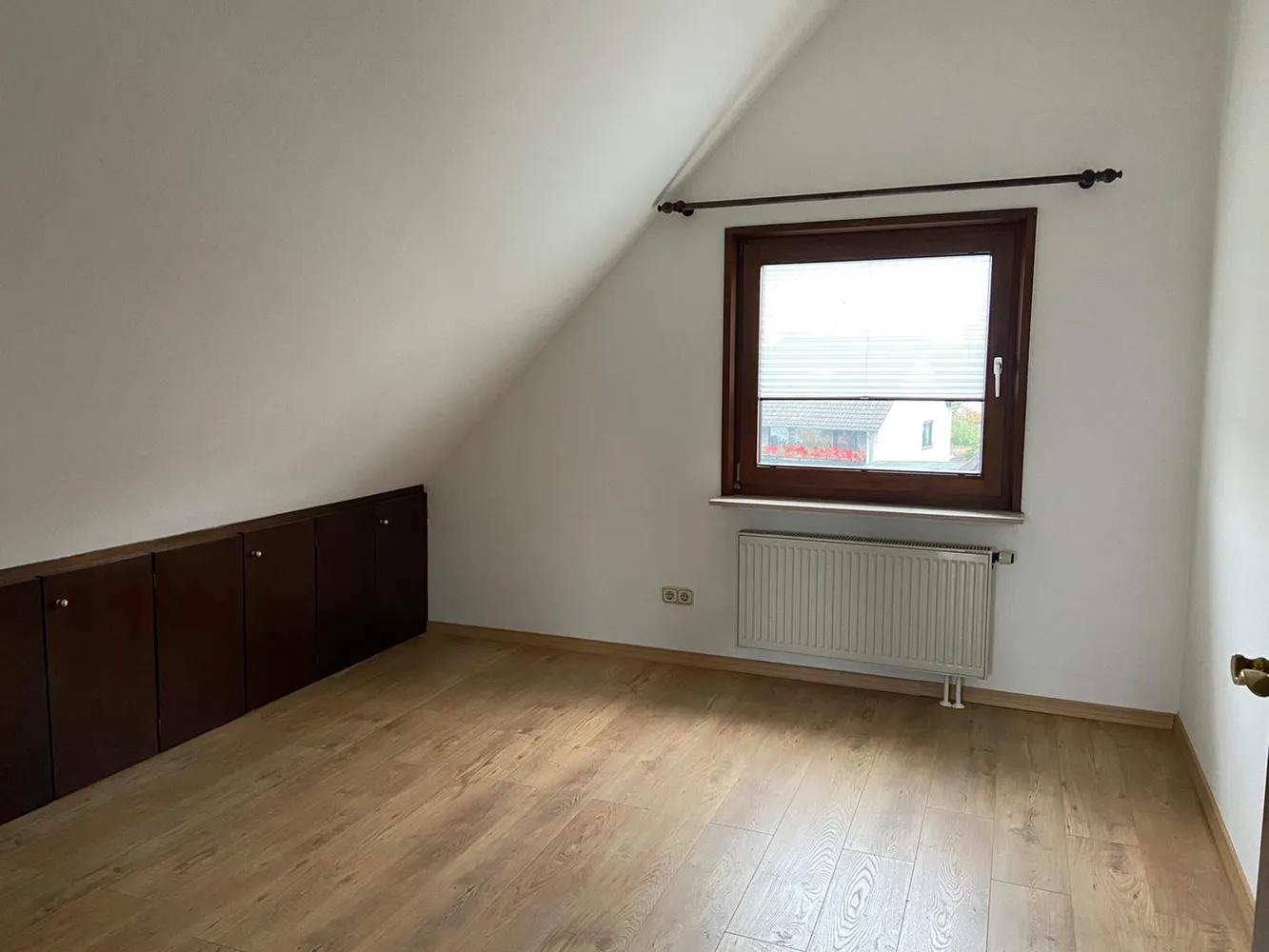 4 Zimmer Wohnung mit 114 m² in Langenfeld – Bild 1