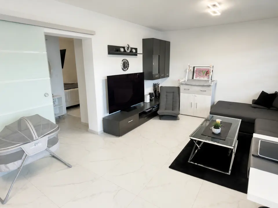 2 Zimmer Wohnung mit 73 m² in Sonneberg – Bild 2