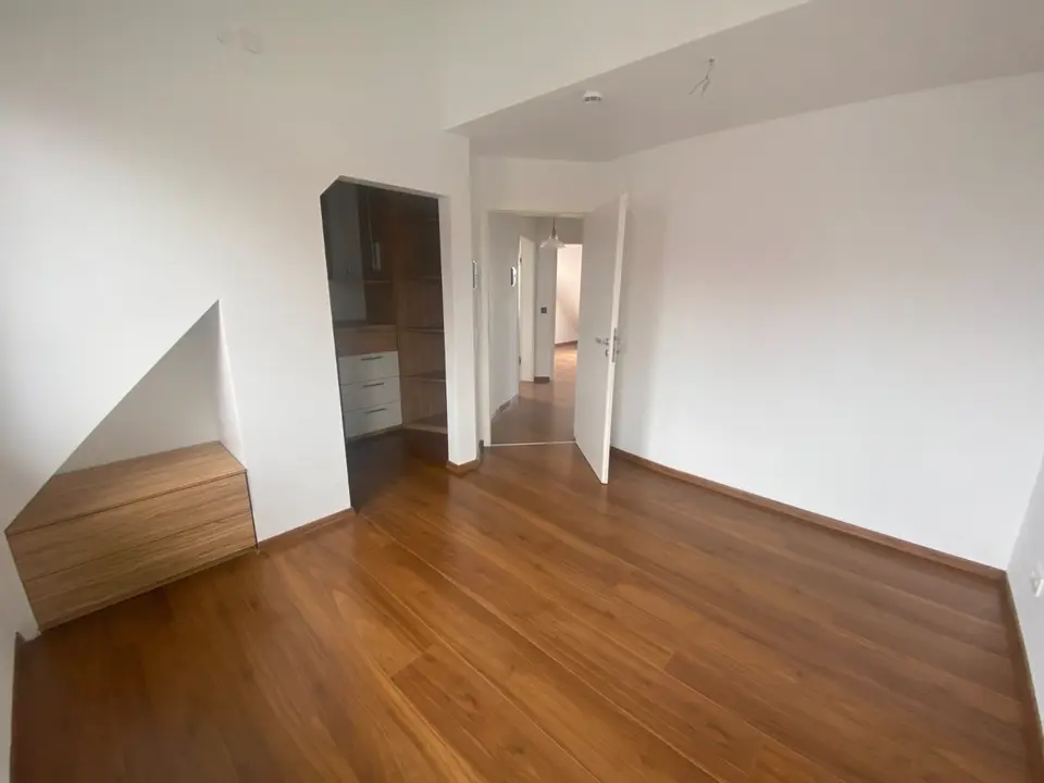 5 Zimmer Wohnung mit 119 m² in Heilbronn – Bild 8