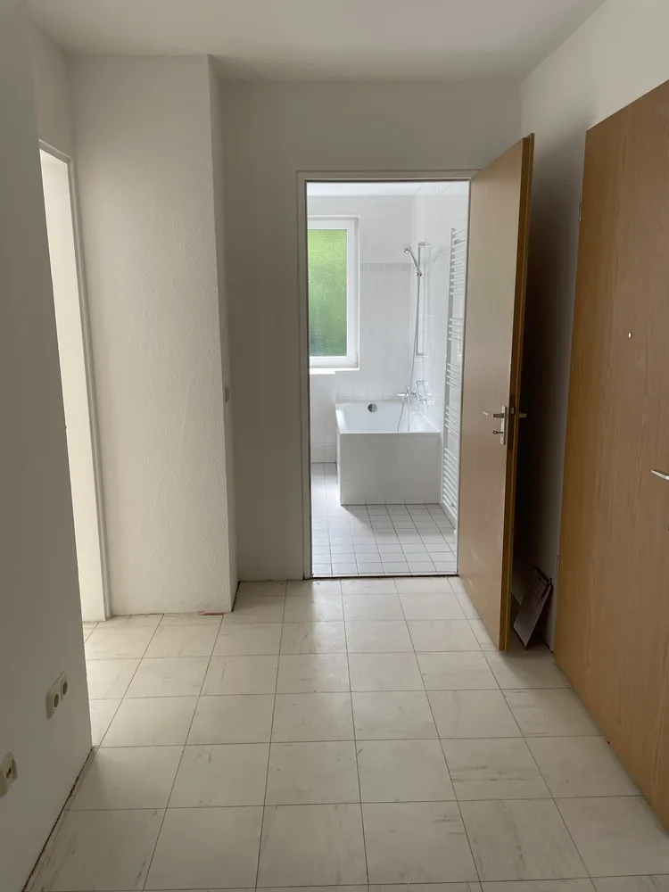 2 Zimmer Wohnung mit 75 m² in Berlin – Bild 9
