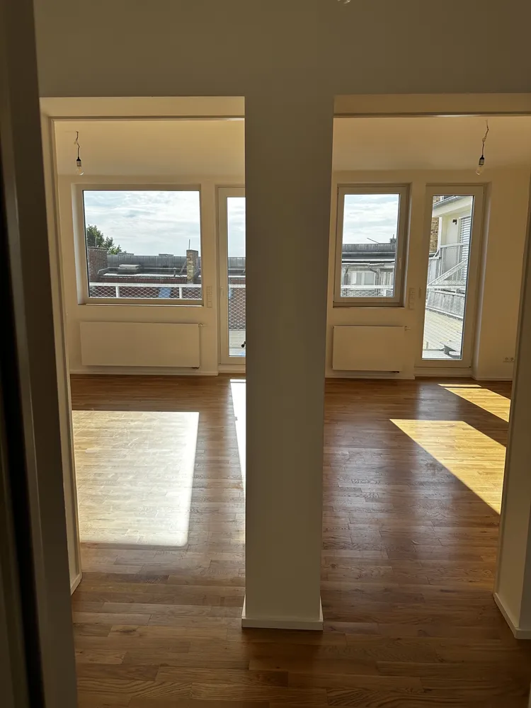 2 Zimmer Wohnung mit 68 m² in Berlin – Bild 1