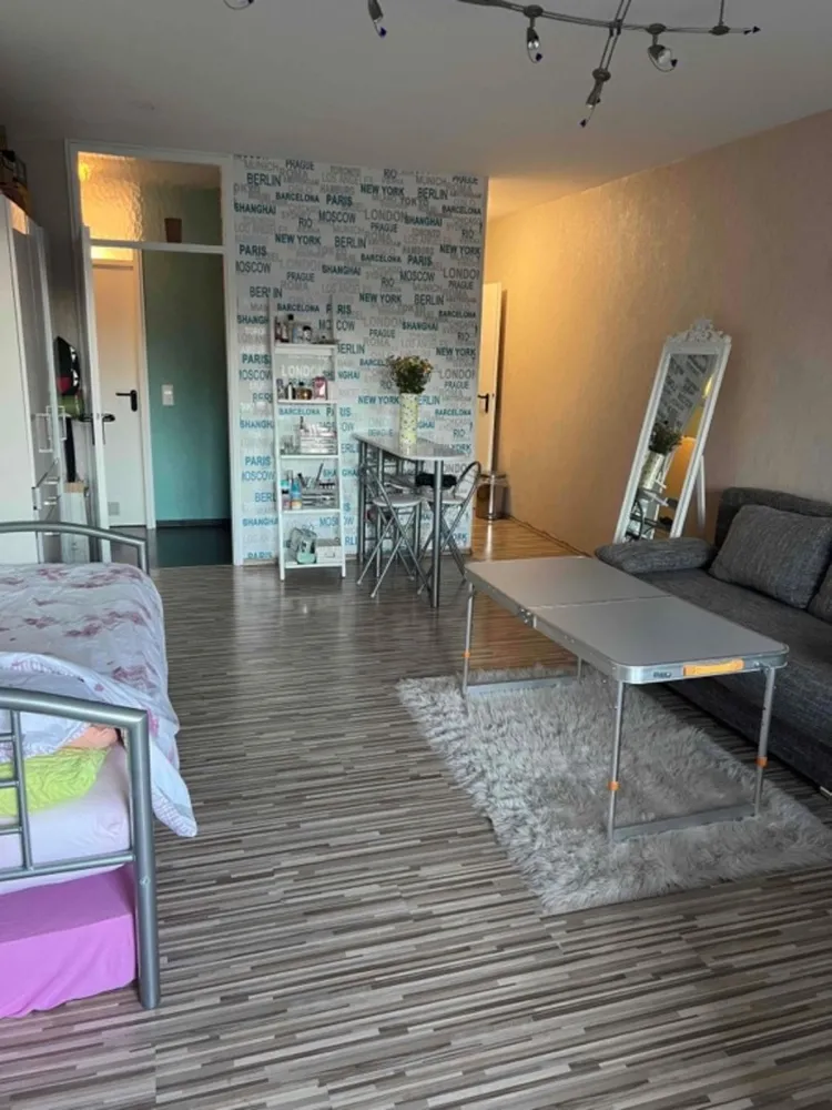 1 Zimmer Wohnung mit 38 m² in Karlsruhe – Bild 2