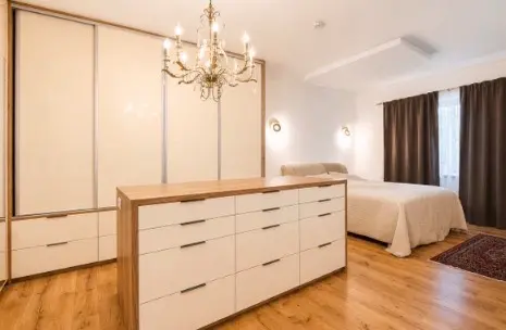 4 Zimmer Wohnung mit 160 m² in Hannover – Bild 1