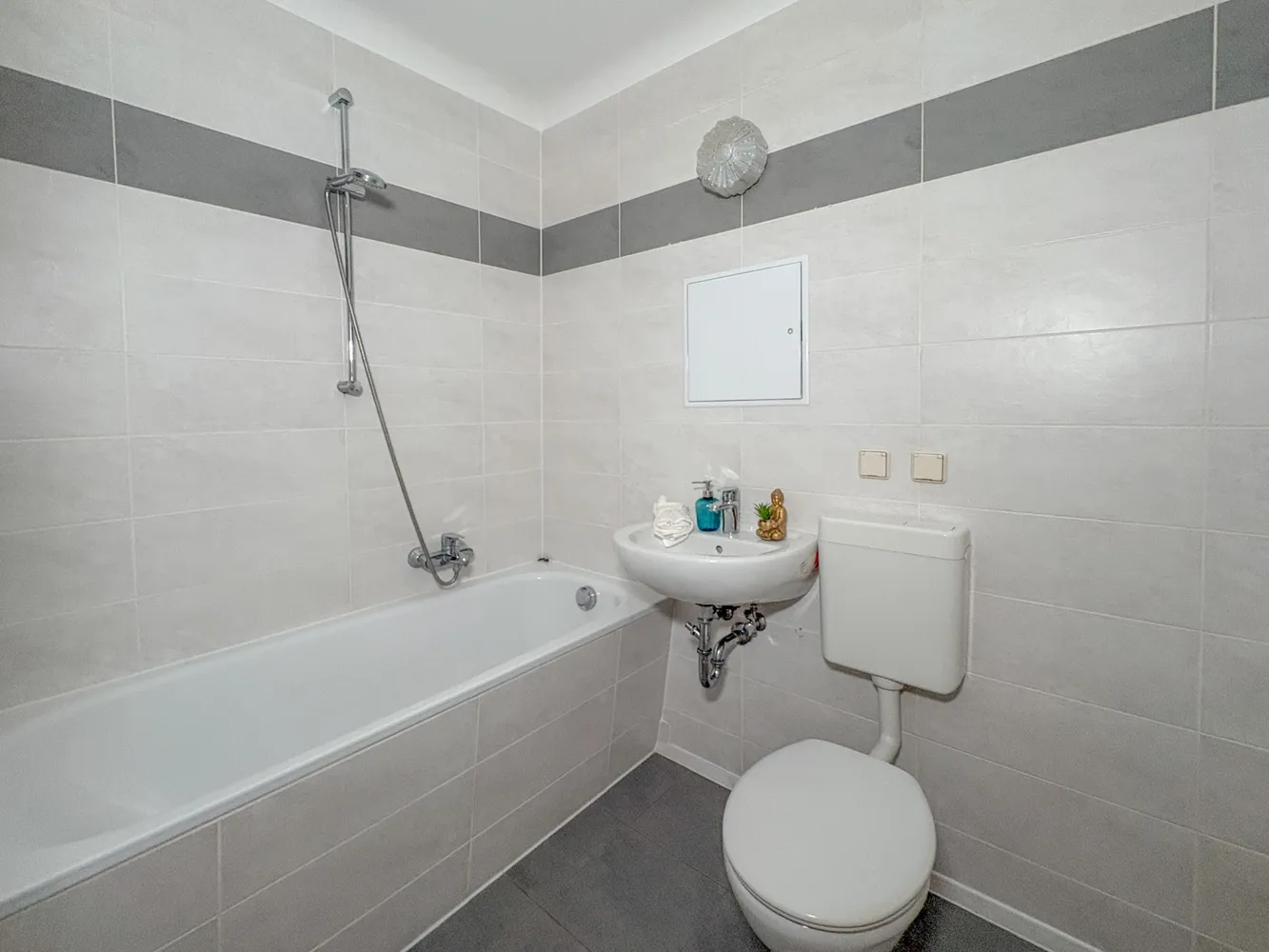 1 room apartment with 36 m² in Magdeburg – Photo 11