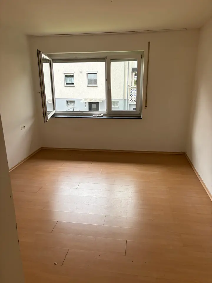 3 Zimmer Wohnung mit 70 m² in Backnang – Bild 2