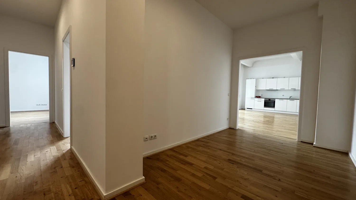 5 Zimmer Wohnung mit 133 m² in Berlin – Bild 1