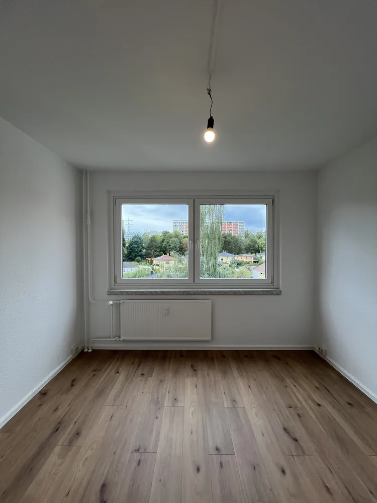 7 Zimmer Wohnung mit 125 m² in Chemnitz – Bild 1
