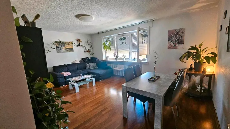 4 Zimmer Wohnung mit 94 m² in Aachen – Bild 1