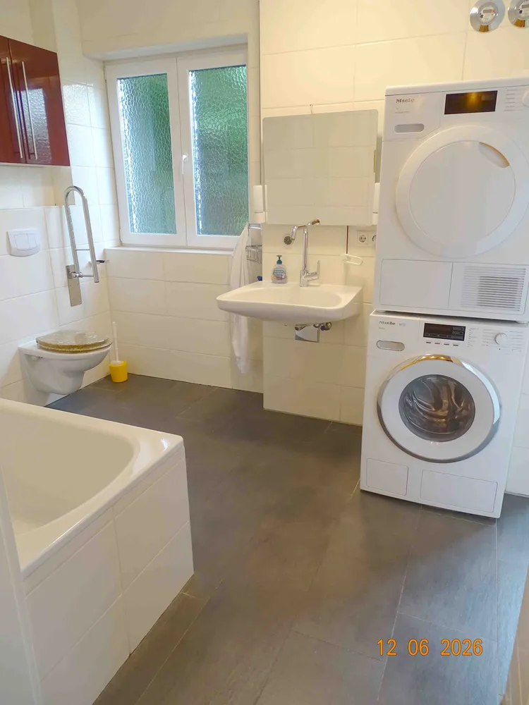 2 Zimmer Wohnung mit 72 m² in Germering – Bild 1