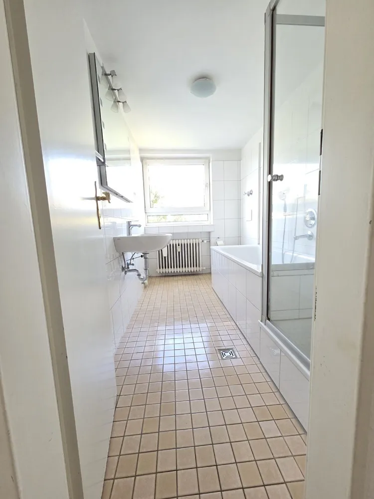 3 room apartment with 100 m² in Düsseldorf – Photo 8