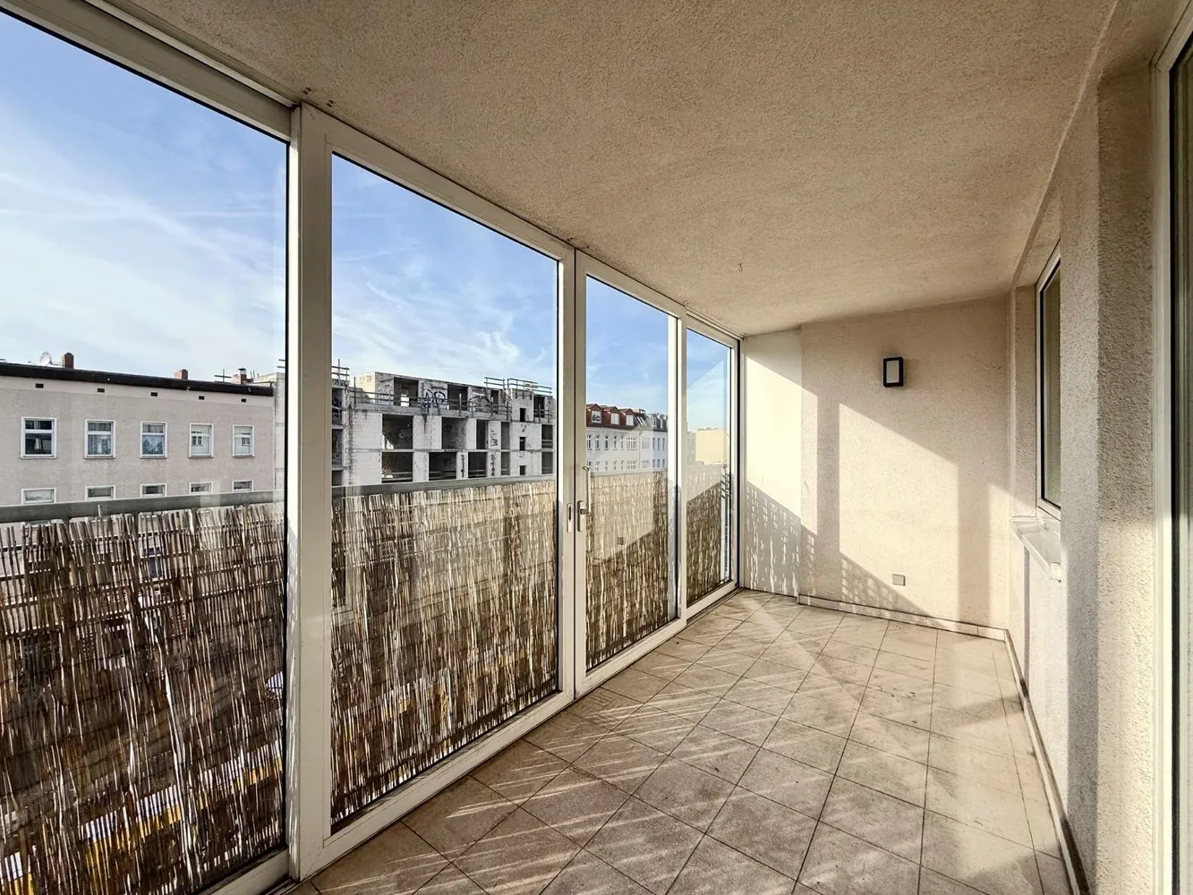3 Zimmer Wohnung mit 77 m² in Berlin – Bild 2
