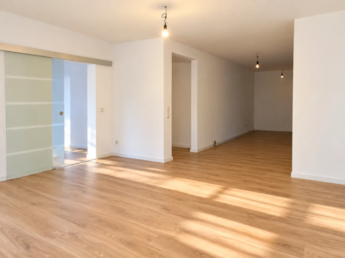 4 room apartment with 110 m² in Dietzenbach – Photo 2