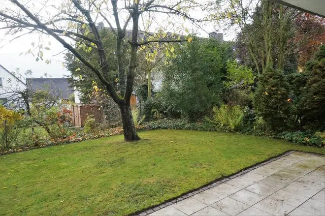 4 Zimmer Wohnung mit 103 m² in Köln – Bild 2