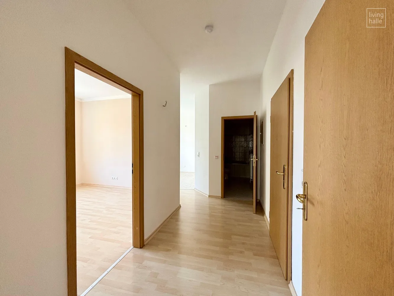 2 Zimmer Wohnung mit 67 m² in Halle (Saale) – Bild 3