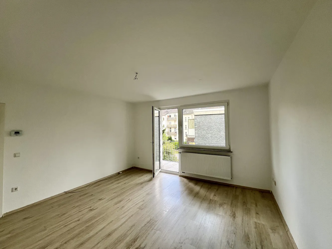 2 Zimmer Wohnung mit 60 m² in Wuppertal – Bild 2