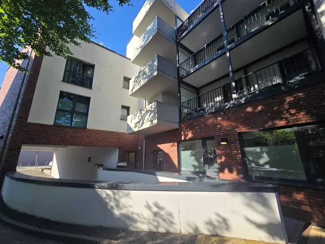 2 Zimmer Wohnung mit 70 m² in Hamburg – Bild 12