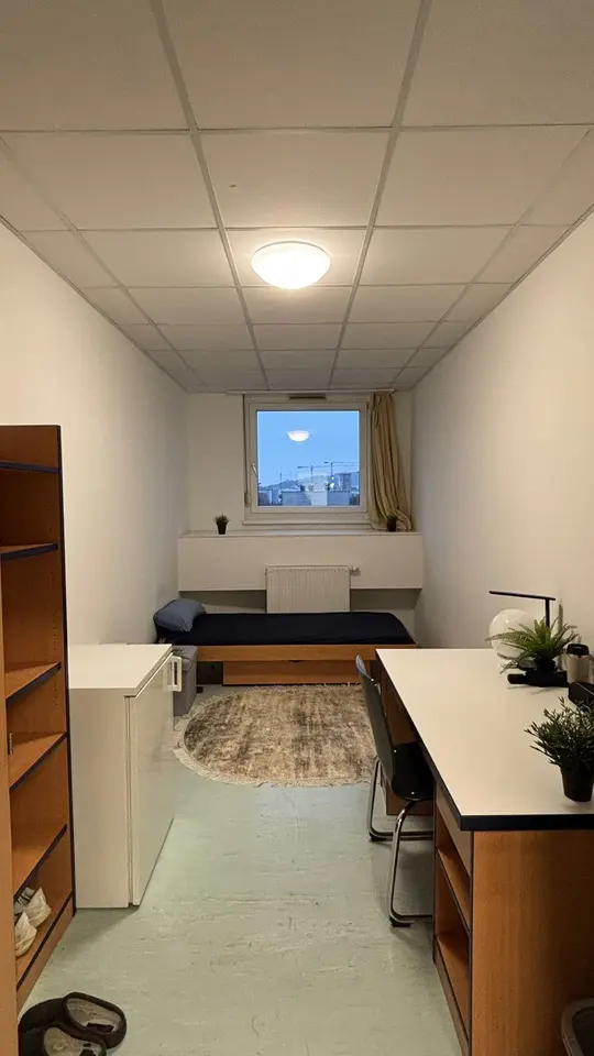 WG-Zimmer mit 15 m² in Stuttgart – Bild 1
