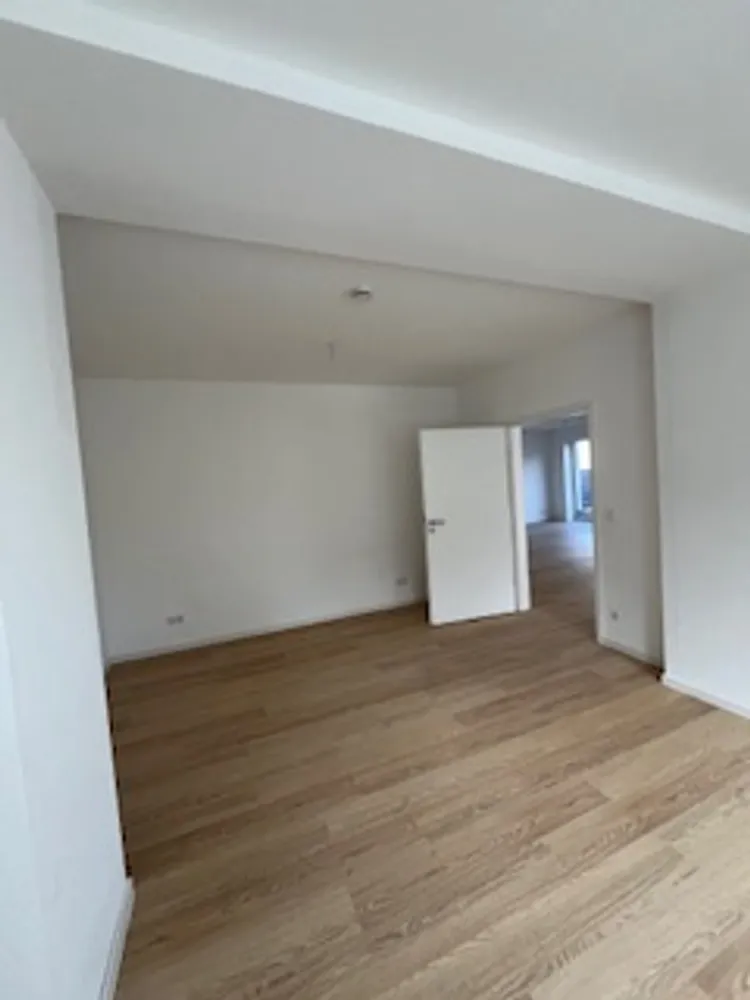 2 Zimmer Wohnung mit 96 m² in Garbsen – Bild 4