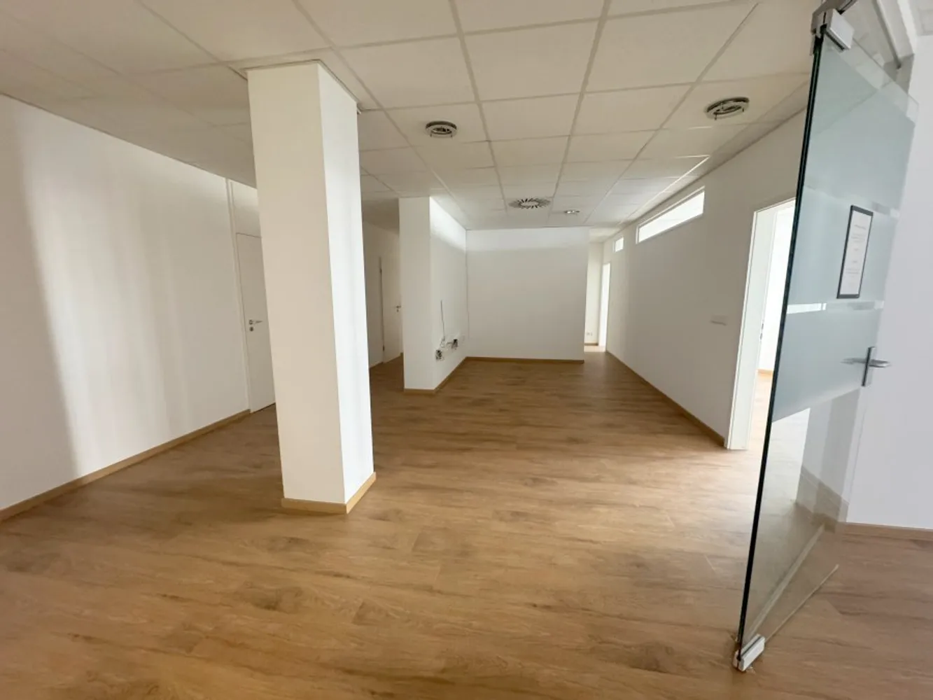 8 Zimmer Wohnung mit 250 m² in Wiesbaden – Bild 6
