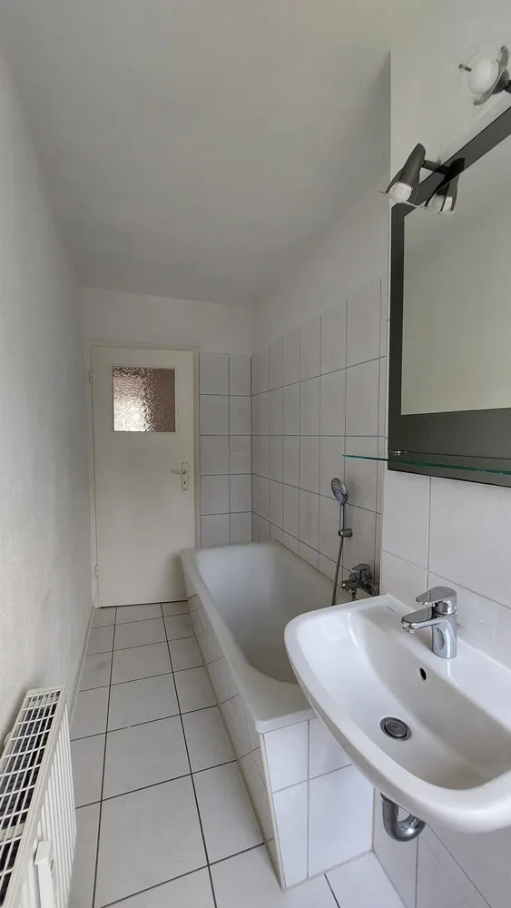 3 Zimmer Wohnung mit 59 m² in Weißenfels – Bild 2
