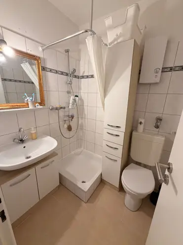 1 Zimmer Wohnung mit 26 m² in Köln – Bild 2