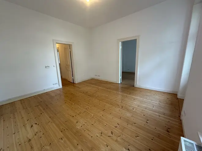 2 Zimmer Wohnung mit 76 m² in Hamburg – Bild 2