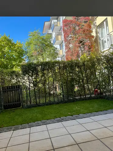 3 Zimmer Wohnung mit 88 m² in München – Bild 2
