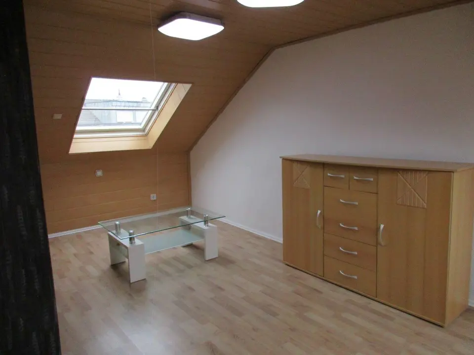 3 Zimmer Wohnung mit 110 m² in Neuss – Bild 7
