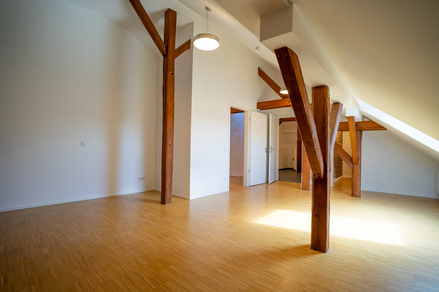 3 Zimmer Wohnung mit 112 m² in Aachen – Bild 4