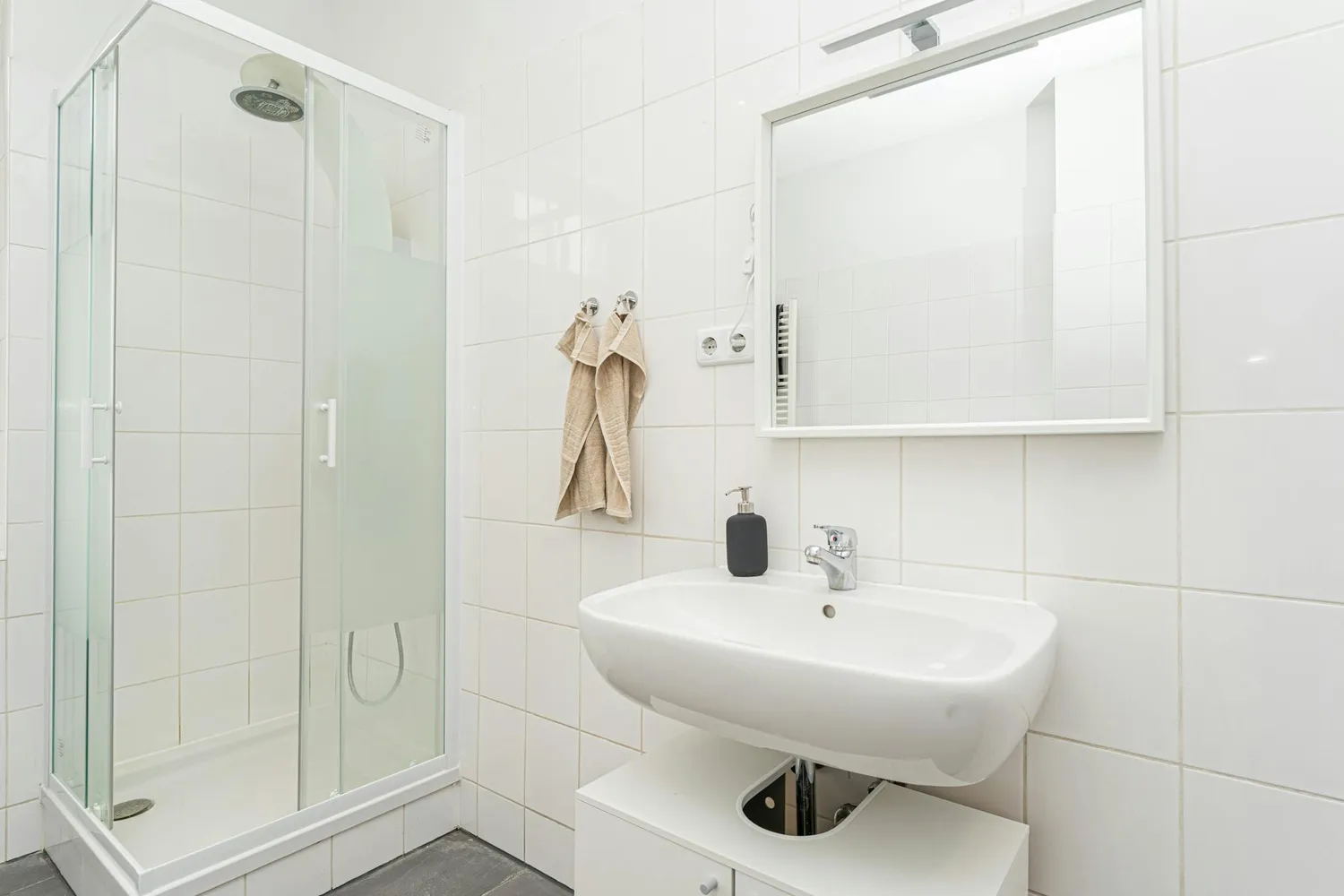 Shared room with 11 m² in Berlin – Photo 9