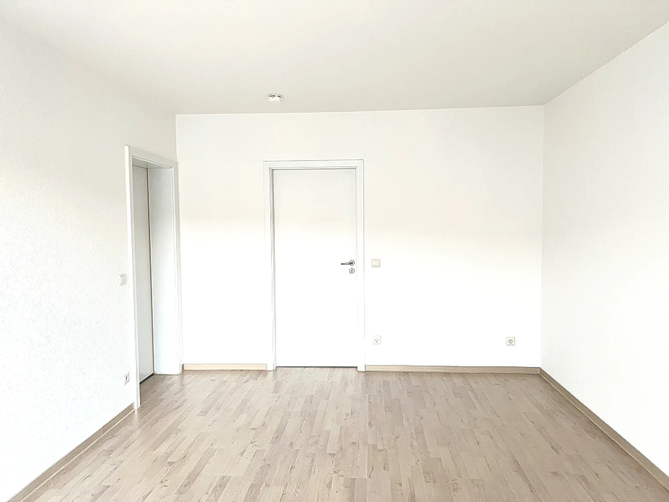 2 Zimmer Wohnung mit 58 m² in Weißenfels – Bild 3