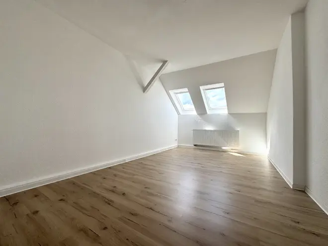 4 Zimmer Wohnung mit 103 m² in Chemnitz – Bild 5
