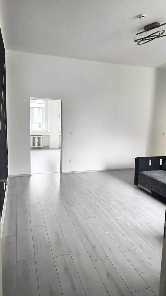4 Zimmer Wohnung mit 75 m² in Krefeld – Bild 2