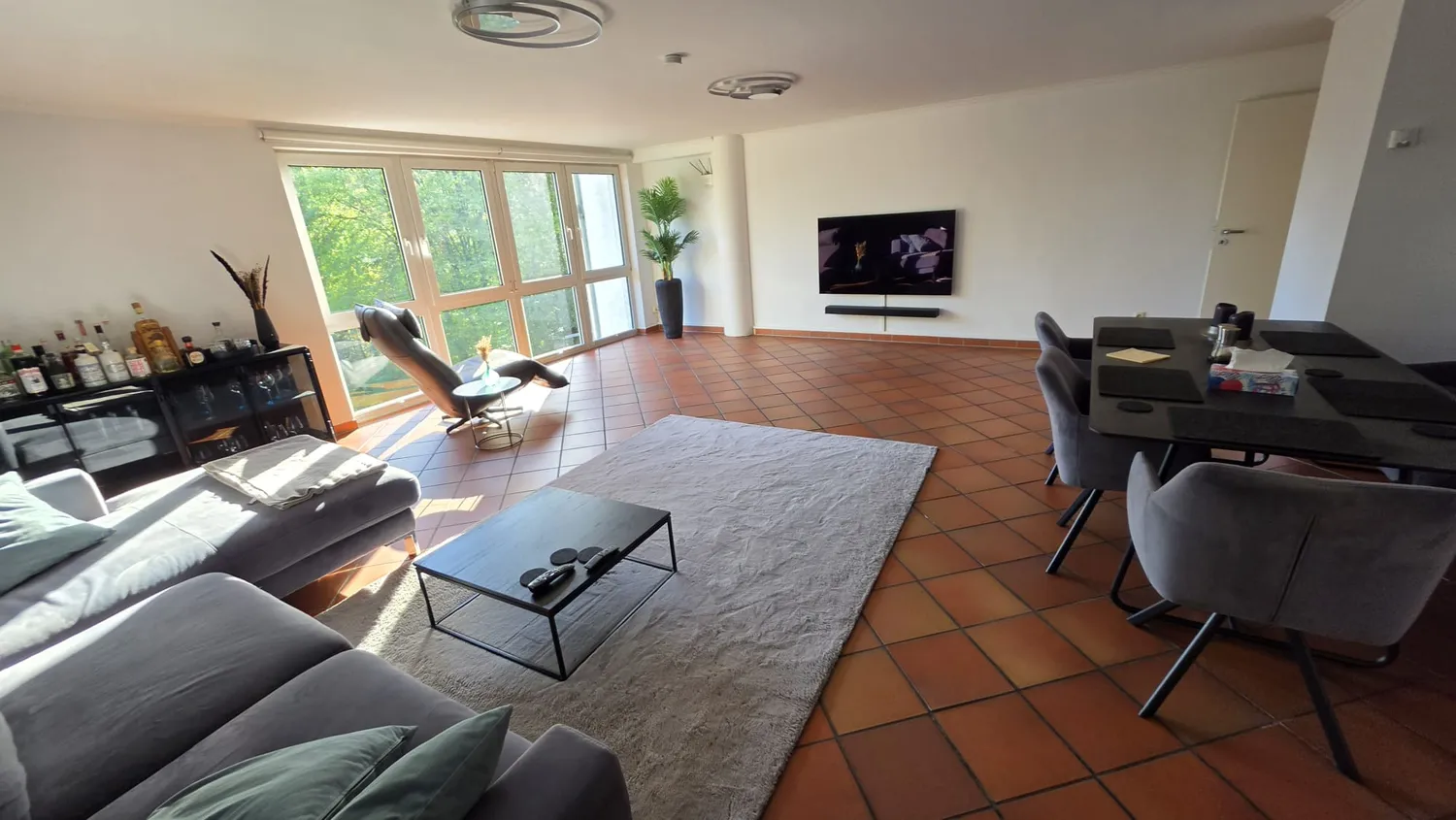 2 room apartment with 93 m² in Bonn – Photo 1