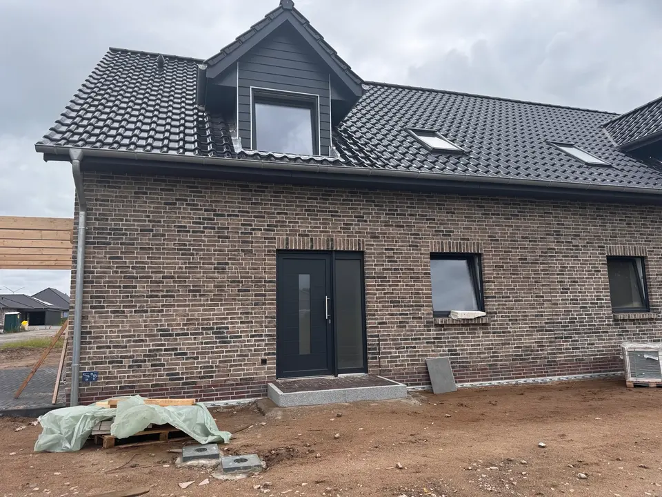 4 Zimmer Haus mit 118 m² in Flensburg – Bild 1
