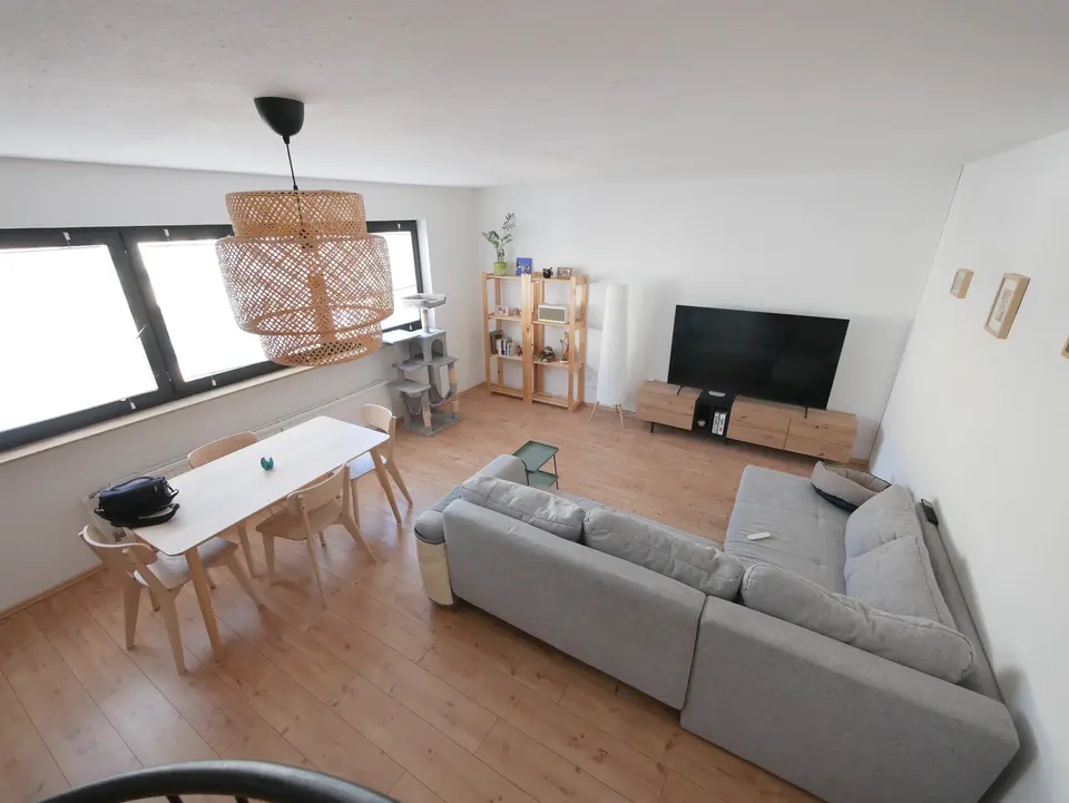 4 Zimmer Wohnung mit 115 m² in Saarbrücken – Bild 1